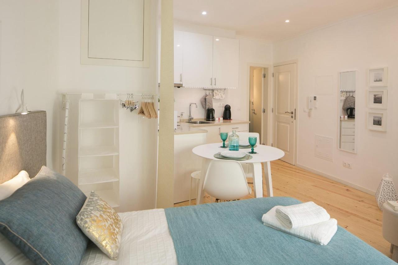 Central Turquoise Studio Apartment Lisbon Luaran gambar